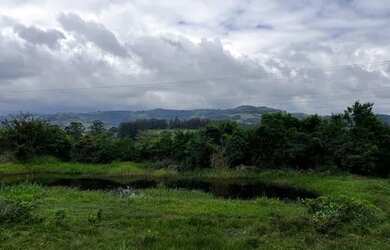 Imagem: A chácara possui 26.000m² de Área e está localizado em