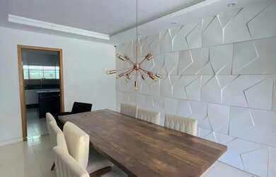 Imagem 7: Imóvel para aluguel e venda tem 350 metros quadrados com 4 quartos