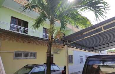 Imagem: A casa possui 2 Dormitórios, 1 Banheiro e está localizado