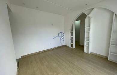 Imagem 4: Casa duplex, com 3/4 no bairro Candeias