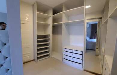 Imagem 14: Apartamento medindo 195 m², sendo 1 por andar 3 suítes