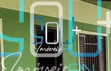 Imagem: A casa possui 3 Dormitórios, 4 Banheiros, 2 Vagas na garagem