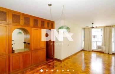 Imagem: O apartamento possui 2 Dormitórios, 3 Banheiros, 1 Vaga na