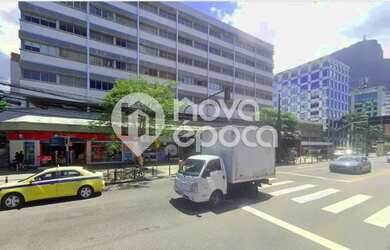 Imagem: O depósito possui 1 Vaga na garagem, 30m² de Área e está