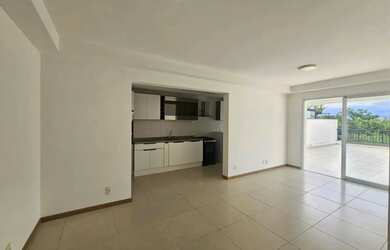 Imagem: O apartamento possui 2 Dormitórios, 3 Banheiros, 2 Vagas na