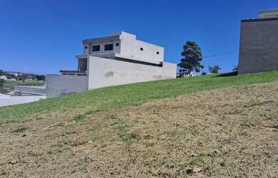 Imagem: O terreno possui 300m² de Área e está localizado em Lagoa