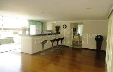 Imagem: O apartamento possui 3 Dormitórios, 2 Banheiros, 1 Vaga na