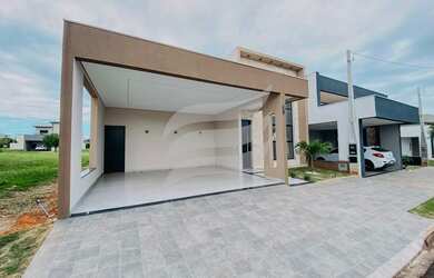 Imagem: A casa em condomínio possui 3 Dormitórios, 3 Banheiros, 2