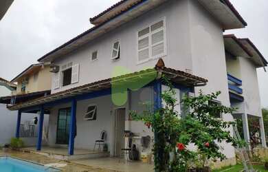 Imagem: A casa possui 5 Dormitórios, 4 Banheiros, 2 Vagas na garagem