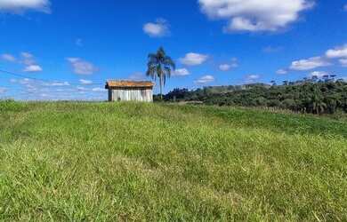 Imagem: A chácara possui 43.840m² de Área e está localizado em