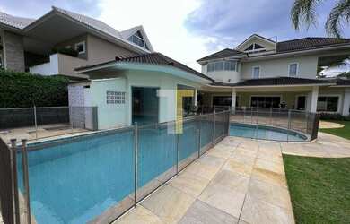 Imagem 5: CASA MANSÕES. Piscina, Churrasqueira, VarandaeÁrea de serviço