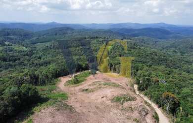 Imagem: O terreno possui 24.132m² de Área e está localizado em Centro