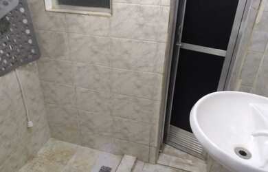 Imagem 5: Alugo Ap Guadalupe. Varanda, 1 Banheiroe1 Dormitório