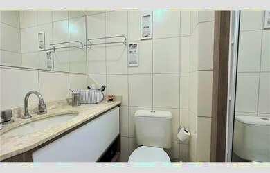 Imagem 12: Apartamento com 2 Dormitorio s localizado a no bairro TRISTEZA em Porto...