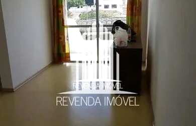 Imagem: O apartamento possui 1 Dormitório, 1 Banheiro, 1 Vaga na garagem