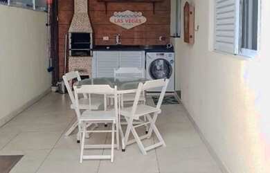 Imagem: A casa em condomínioe possui 2 Dormitórios, 1 Banheiro, 1