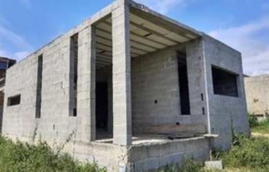 Imagem: A casa possui 2 Dormitórios, 2 Banheiros, 1 Vaga na garagem