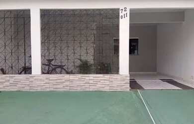 Imagem: A casa possui 2 Dormitórios, 2 Banheiros, 1 Vaga na garagem