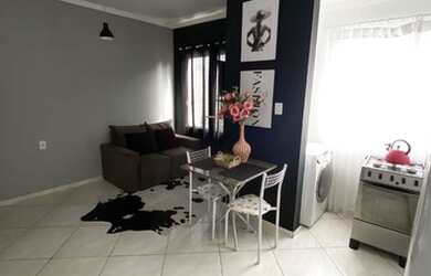 Imagem: O apartamento possui 2 Dormitórios, 1 Banheiro, 1 Vaga na garagem