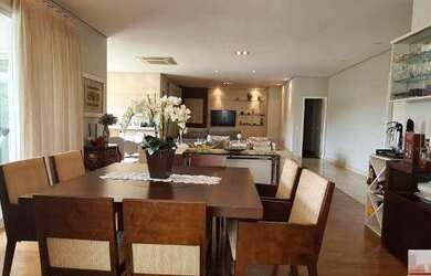 Imagem: O apartamento possui 3 Dormitórios, 5 Banheiros, 5 Vagas na