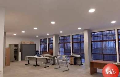 Imagem: O depósito possui 200m² de Área e está localizado em Centro