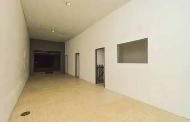 Imagem: O depósito possui 525m² de Área e está localizado em Centro