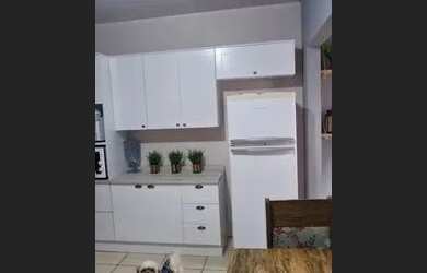 Imagem: A casa possui 3 Dormitórios, 3 Banheiros, 2 Vagas na garagem