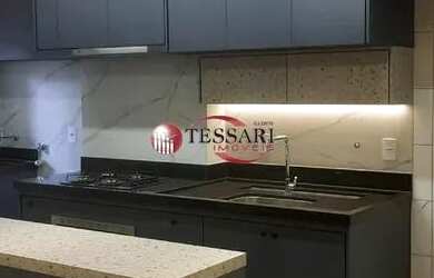 Imagem: O apartamento possui 2 Dormitórios, 2 Banheiros, 2 Vagas na