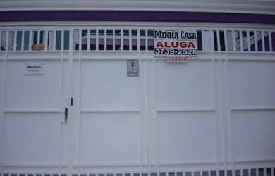 Imagem: A casa possui 3 Dormitórios, 4 Banheiros, 4 Vagas na garagem