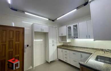 Imagem: O apartamento possui 3 Dormitórios, 2 Banheiros, 2 Vagas na