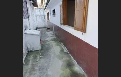 Imagem 4: Casa Cabo frio temporada. 5 Vagas na garageme2 Dormitórios