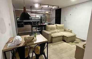 Imagem: A casa em condomínio possui 2 Dormitórios, 2 Banheiros, 1