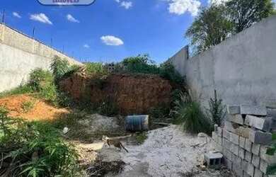 Imagem: O terreno possui 480m² de Área e está localizado em Jardim