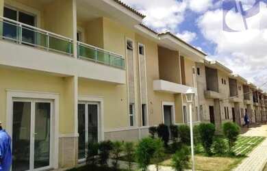 Imagem: A casa em condomínio possui 3 Dormitórios, 3 Banheiros, 2