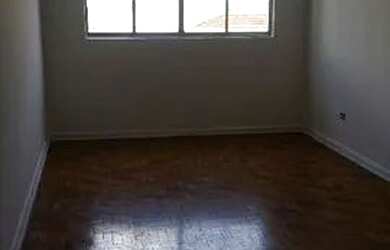 Imagem: O apartamento possui 1 Dormitório, 1 Banheiro, 50m² de Área