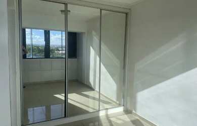 Imagem: O apartamento possui 1 Dormitório, 1 Banheiro, 67m² de Área