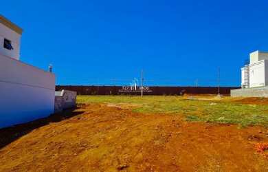 Imagem: O terreno possui 258m² de Área e está localizado em Jardins