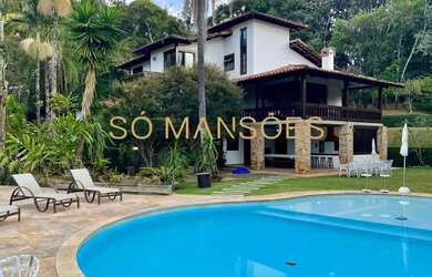 Imagem: A casa em condomínio possui 5 Dormitórios, 5 Banheiros, 4