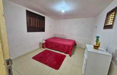 Imagem 2: Casa de campo. Acomodam 5 pessoas, 3 Vagas na garageme1 Dormitório