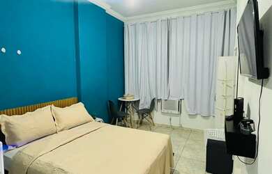 Imagem: O apartamento possui 2 Dormitórios, Acomodam 2 pessoas e está