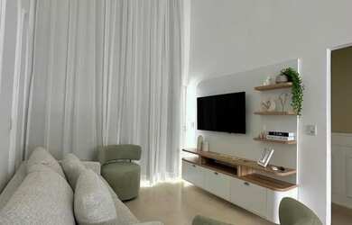 Imagem: A casa em condomínio possui 3 Dormitórios, 2 Banheiros, 1