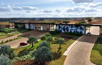 Imagem: O terreno possui 684m² de Área e está localizado em Paranoá