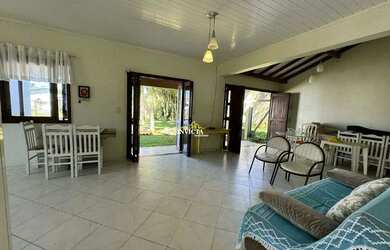 Imagem 2: Imóvel em excelente localização com piscina e próximo da praia