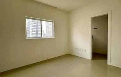 Imagem 7: Apartamento à venda no Meia Praia, Itapema