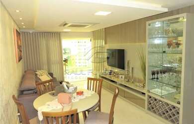 Imagem: O apartamento possui 3 Dormitórios, 2 Banheiros, 2 Vagas na