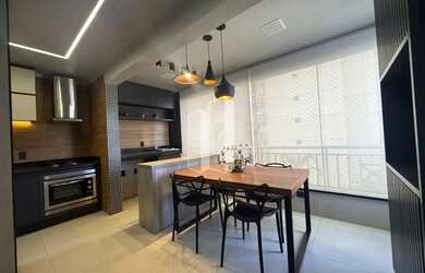 Imagem: O apartamento possui 2 Dormitórios, 2 Banheiros, 2 Vagas na