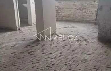 Imagem 6: Kitnet/Conjugado - / Residencial / Glória