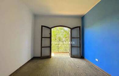 Imagem 8: Casa no alto. Varanda, 242m² de Área, 4 Vagas na garageme3 Dormitórios