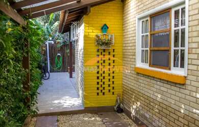 Imagem 16: Casa com piscina á venda em Imbituba, litoral de Santa Catarina