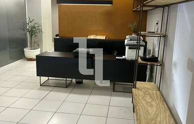 Imagem: O depósito possui 180m² de Área e está localizado em Tijuca